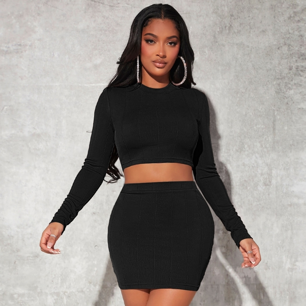 Black 2pc Set - image 1